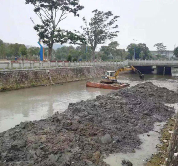 厢涵河道清淤